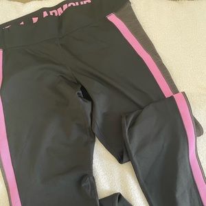 Under Armour Cold gear leggings.  Size Large